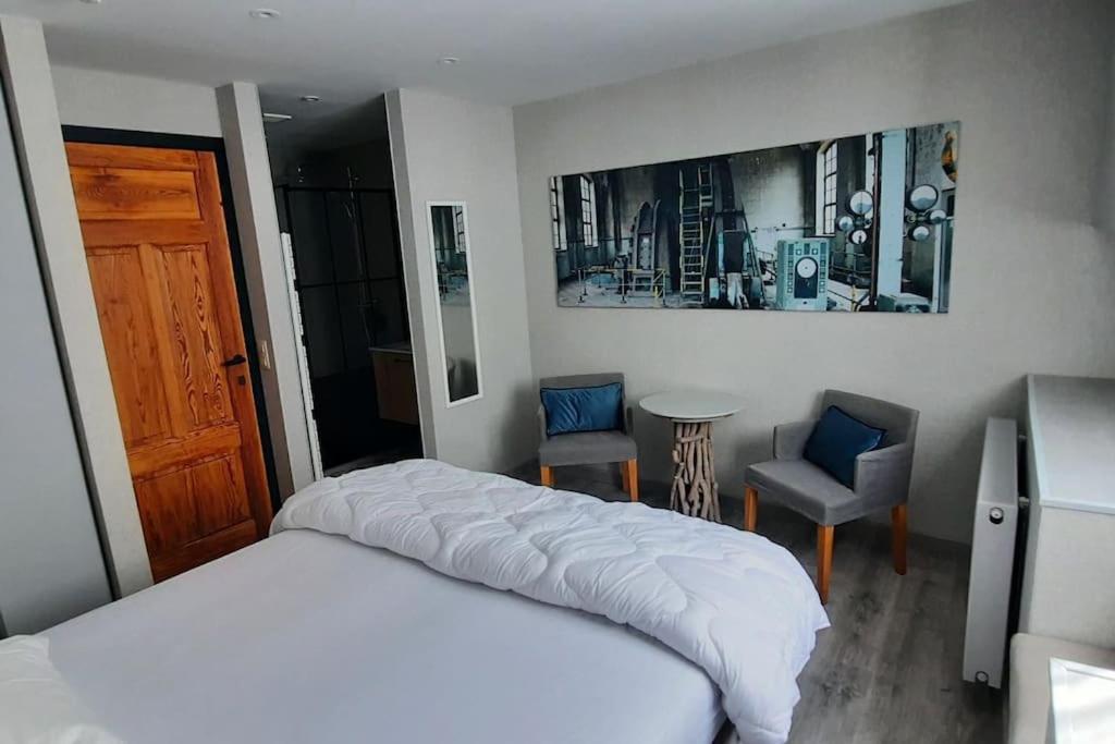 Le Relais Des Imprimeurs Villa Bouillon Bagian luar foto